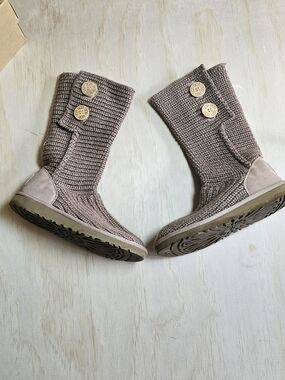 UGG Knit Booties in Light Brown Come With Orginal Box